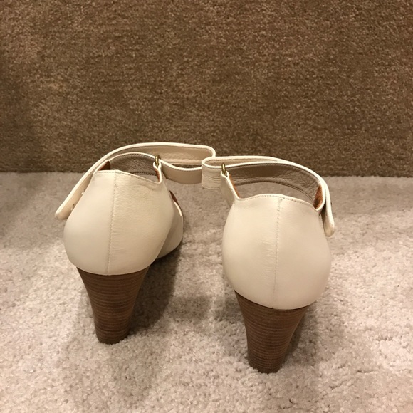 Chie Mihara Beige and Brown Leather Heels - Picture 3 of 5